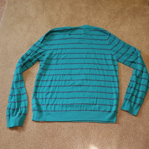 "V" Neck, Wool Blend Sweater from AEROPOSTALE - Picture 3 of 9